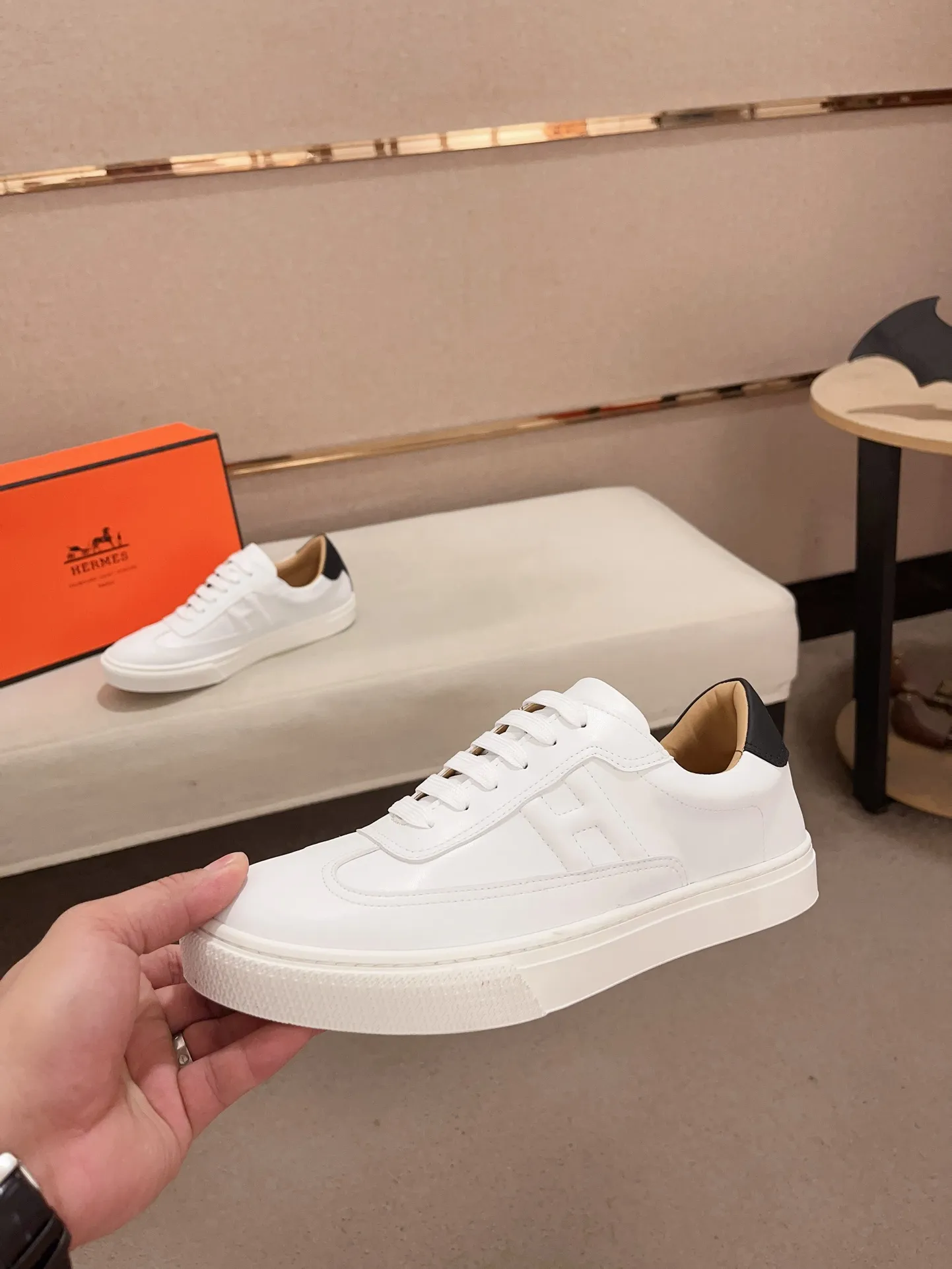 Men's clothing and shoes💰: 400💰《HERMES》【Classic Original Version】Hermès; Top 🔝 Purchasing Agency 🔍🔍Latest 🇺🇸Sold simultaneously at counters, original imported from Italy ▲▲Cow leather▲ ▲Exquisite workmanship (Italian 🇮🇹imported water-dyed 🐂cowhide lining) sole: original sole provided by the original factory, ⚠️exclusive double-layer activity·TPR·rubber·combined molded outsole; Code number: 36-44 (45/46 can be customized, non-refundable)